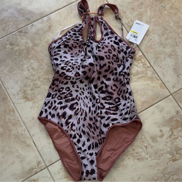 Becca Swimwear Cheetah Print One Piece NWT - Picture 5 of 7